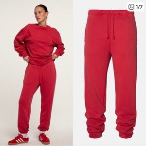 Elwood Sweatpants vintage cherry